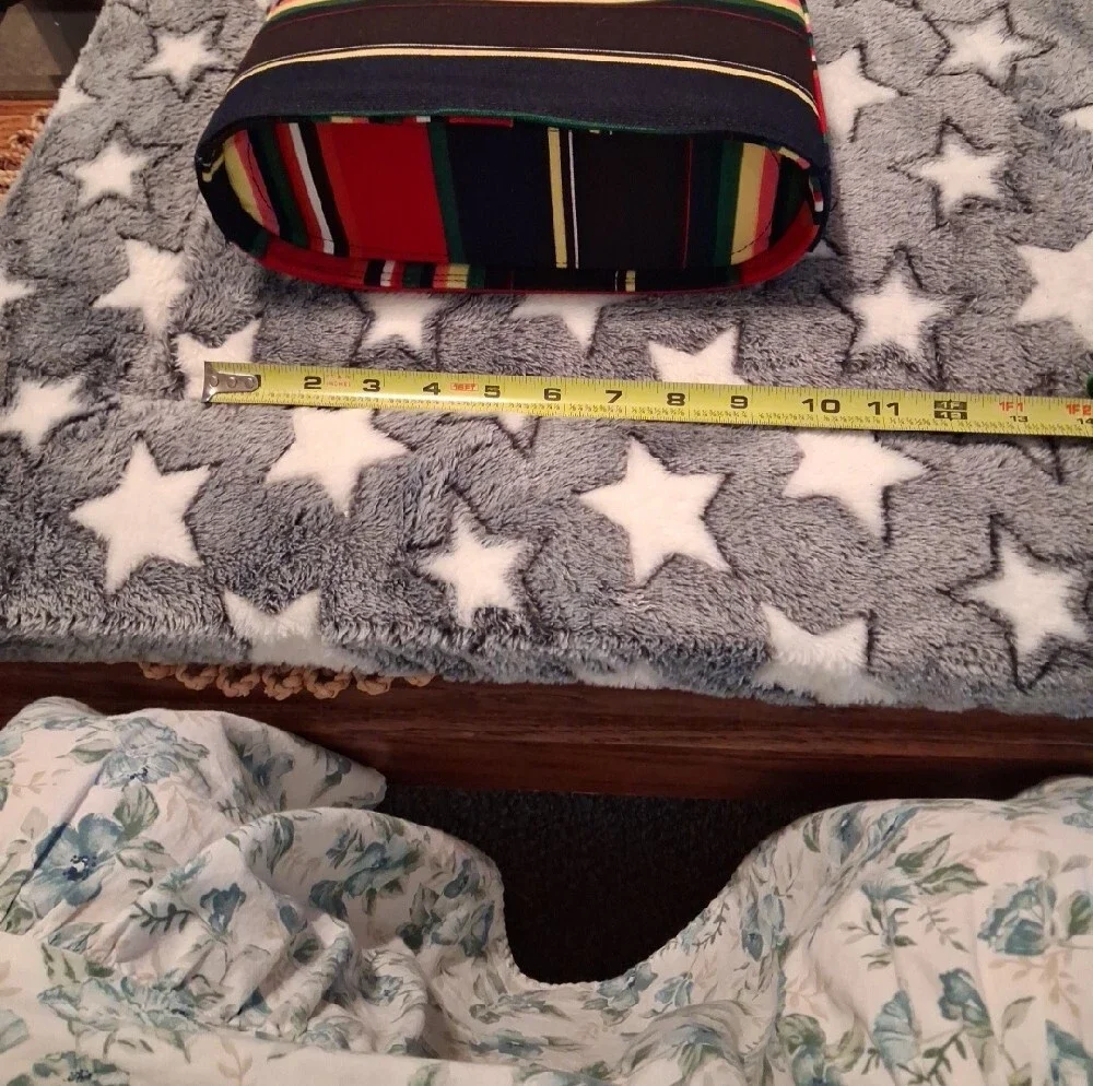 Kate Spade Vintage Striped Red and Black Canvas Shoulder Bag - Women 8X10